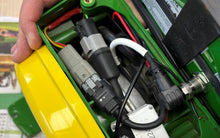 Charger l&#39;image dans la galerie, TiTrack V2 SF - Pack tout en un pour les antennes agricoles SF de John Deere